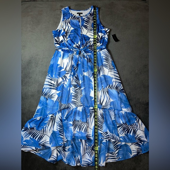 Lane Bryant NWT Size 16 Blue Tropical Keyhole Front Sleeveless Maxi Dress - Picture 2 of 9